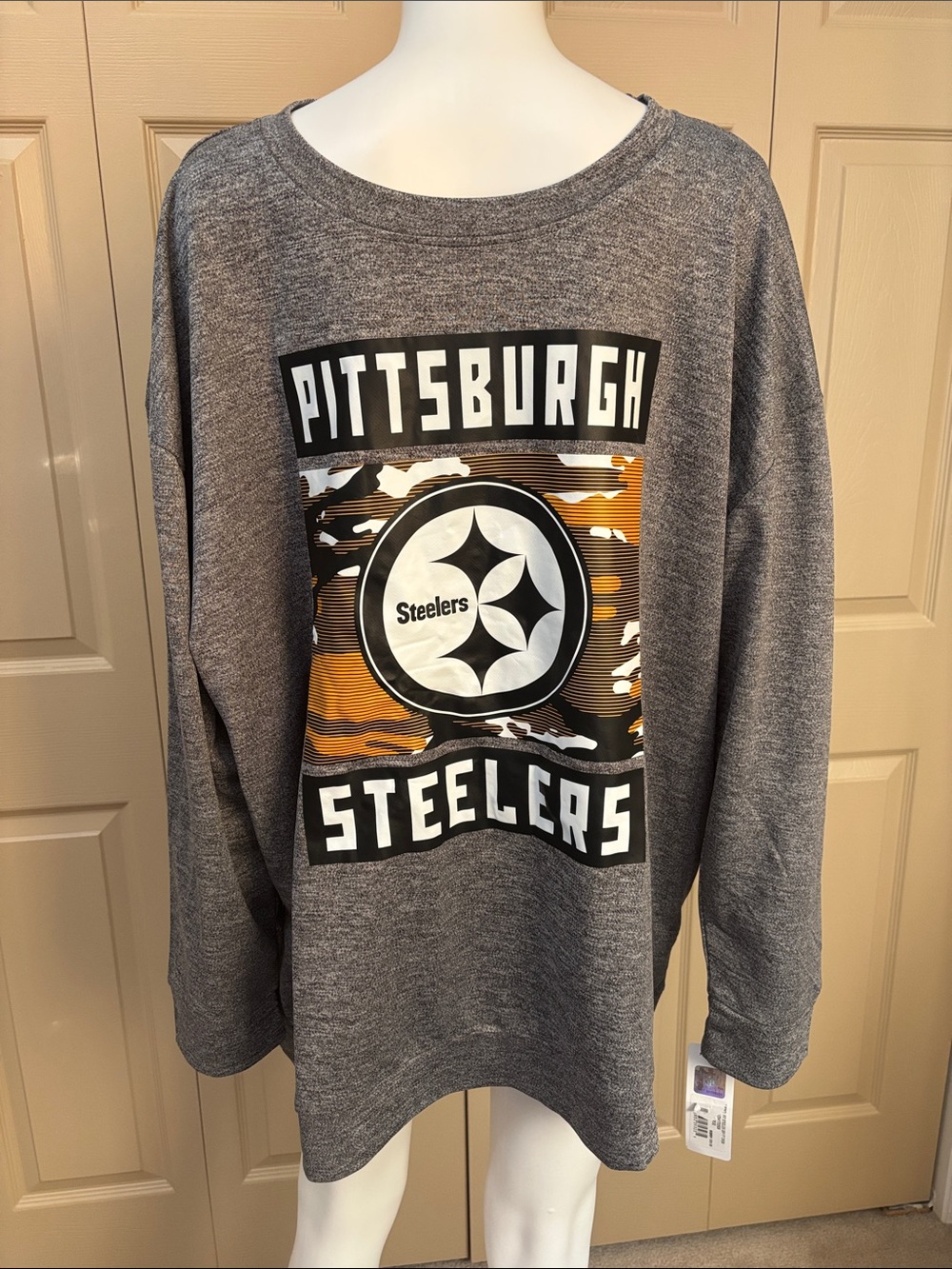 NWT PITTSBURGH STEELERS lightweight crewneck
